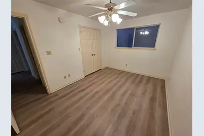 42 Silver Creek Dr Drive, Conroe, TX 77301 - Photo 12