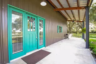 7834 County Rd 255, Damon, TX 77430 - Photo 6