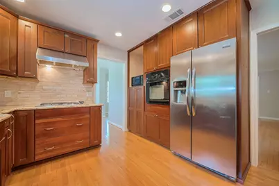 5243 Stillbrooke Drive, Houston, TX 77096 - Photo 10