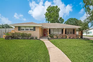 5243 Stillbrooke Dr, Houston, TX 77096 - Photo 1