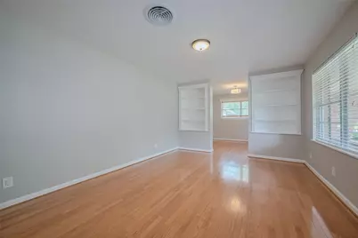 5243 Stillbrooke Drive, Houston, TX 77096 - Photo 4
