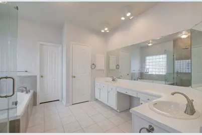 11903 Gatesden Drive, Tomball, TX 77377 - Photo 20