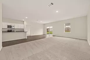 31334 Gayle Prairie Oaks St, Waller, TX 77484 - Photo 8