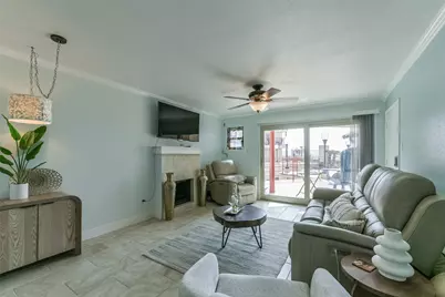 7312 Seawall Boulevard #103, Galveston, TX 77551 - Photo 4