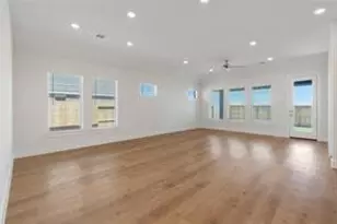 1537 Apache Heights Dr, Dayton, TX 77535 - Photo 4