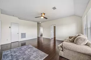 9641 Weldridge Dr, Sugar Land, TX 77498 - Photo 20