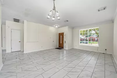 9641 Weldridge Drive, Sugar Land, TX 77498 - Photo 6
