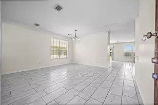 9641 Weldridge Dr, Sugar Land, TX 77498 - Photo 4