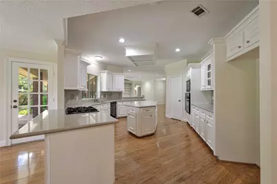 23611 Indian Hills Circle, Tomball, TX 77377 - Photo 2