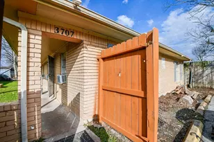 3707 Seabrook St, Houston, TX 77021 - Photo 2