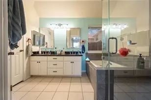 327 Mammoth Springs Ln, Dickinson, TX 77539 - Photo 18