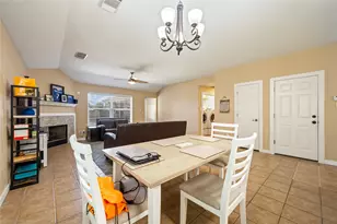327 Mammoth Springs Ln, Dickinson, TX 77539 - Photo 28