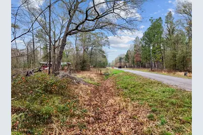 1209 County Road 2145, Cleveland, TX 77327 - Photo 4