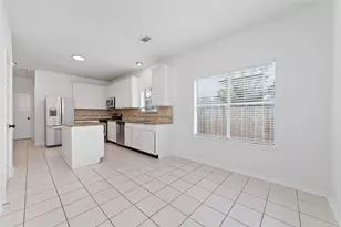 4211 Torrey Creek Ln, Houston, TX 77014 - Photo 12