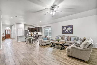 305 Bordeaux Court, Alvin, TX 77511 - Photo 12