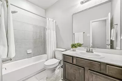 305 Bordeaux Court, Alvin, TX 77511 - Photo 20