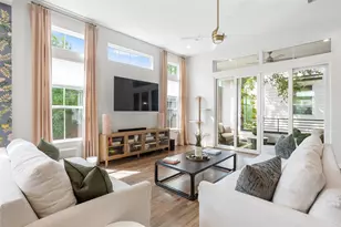 4504 Yupon St, Houston, TX 77006 - Photo 8