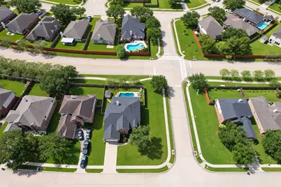 2207 Longspur Lane, League City, TX 77573 - Photo 4