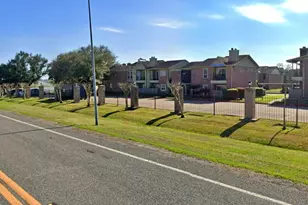 18800 Egret Bay Blvd, Webster, TX 77058 - Photo 2