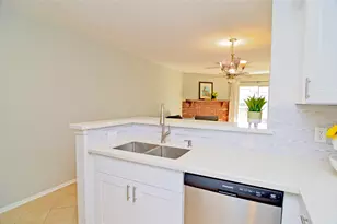 18800 Egret Bay Blvd, Webster, TX 77058 - Photo 8
