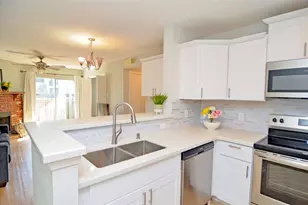 18800 Egret Bay Blvd, Webster, TX 77058 - Photo 6