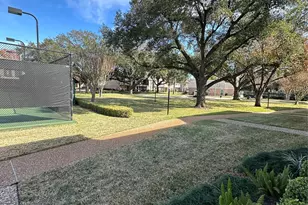 10378 Briar Forest Dr, Houston, TX 77042 - Photo 6