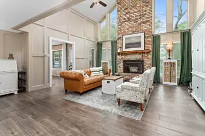 306 Creekside Loop, Sour Lake, TX 77659 - Photo 4