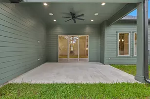 13962 Dolphin Dr, Willis, TX 77318 - Photo 38