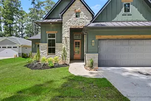 13962 Dolphin Dr, Willis, TX 77318 - Photo 4