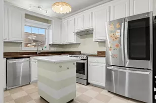 1011 Birnham Woods Blvd, Pasadena, TX 77503 - Photo 6