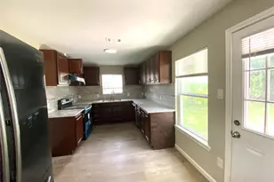 4411 Buena Vista St, Stafford, TX 77477 - Photo 4