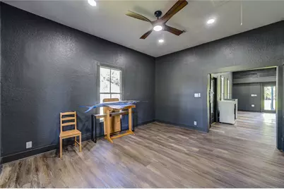 602 E Myrtle Street, Angleton, TX 77515 - Photo 32