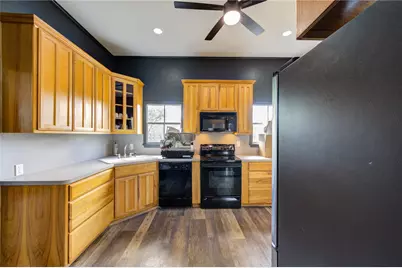 602 E Myrtle Street, Angleton, TX 77515 - Photo 24
