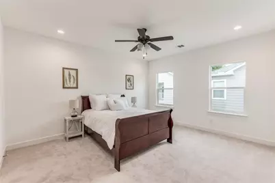 118 Sylvester Road, Houston, TX 77009 - Photo 10