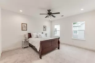 118 Sylvester Rd, Houston, TX 77009 - Photo 10