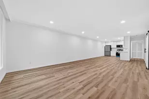 3300 Yorktown St, Houston, TX 77056 - Photo 8