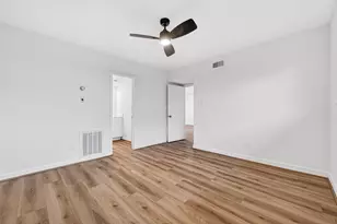 3300 Yorktown St, Houston, TX 77056 - Photo 22