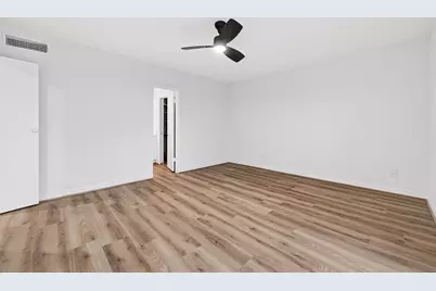 3300 Yorktown Street #28, Houston, TX 77056 - Photo 28