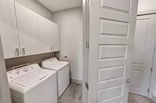 401 W 25th St, Houston, TX 77008 - Photo 10