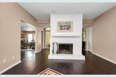 1446 Pirates Cove, Nassau Bay, TX 77058 - Photo 2