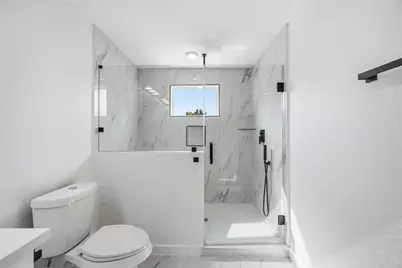 6610 Ezzard Charles Lane #A/B, Houston, TX 77091 - Photo 26