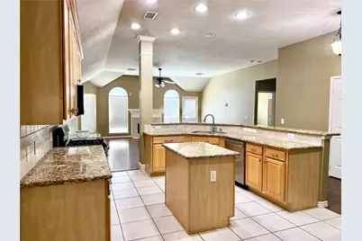 4914 Surrey Park Circle, Katy, TX 77494 - Photo 6