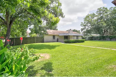 635 W Church St, Centerville, TX 75833 - Photo 30