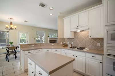 5807 Sequoia Trace Court, Spring, TX 77379 - Photo 12