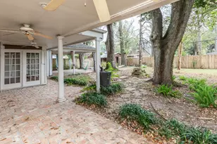 2465 Gladys St, Beaumont, TX 77702 - Photo 34