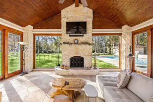 11984 White Oak Crossing, Conroe, TX 77385 - Photo 8