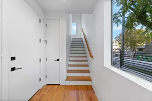 604 Oakley St, Houston, TX 77006 - Photo 4