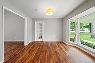 25802 Maplewood Dr, Spring, TX 77386 - Photo 10