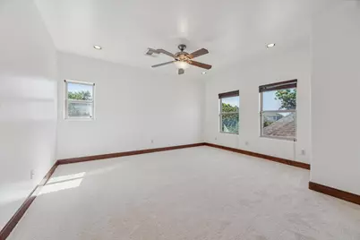 1533 Nevada Street, Houston, TX 77006 - Photo 30