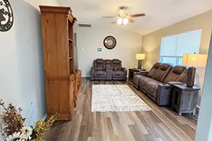 3439 Princeton Point Ct, Houston, TX 77047 - Photo 2